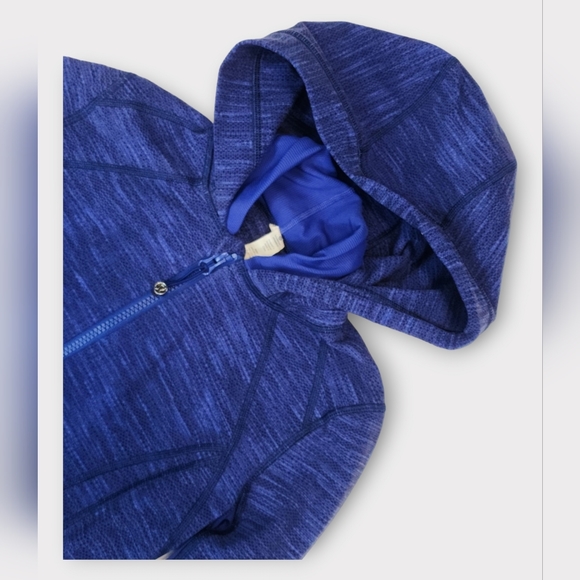 Size 2 - Lululemon Daily Practice Jacket - Picture 4 of 6